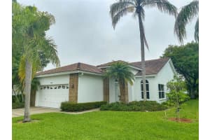 5836 Garden Lakes Dr, Bradenton, FL 34203, Sold 05/04/22
