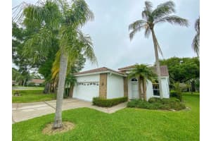 5836 Garden Lakes Dr, Bradenton, FL 34203, Sold 05/04/22
