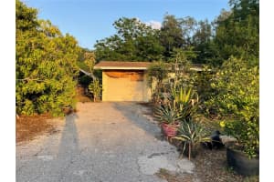 425 Midwest Pkwy, Sarasota, FL 34232, Sold 05/12/22