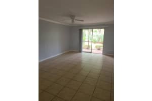 906 La Costa Cir, Sarasota, FL 34237, Sold 05/11/22