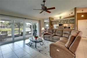 3152 57th Ave Cir E, Bradenton, FL 34203, Sold 05/25/22