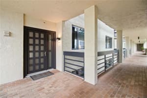 Beachplace Condo-Bldg 1, 1145 Gulf of Mexico Dr, Longboat Key, FL 34228, Sold 05/27/22