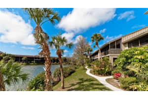 5381 Lake Arrowhead Trail, Sarasota, FL 34231, Sold 05/05/22