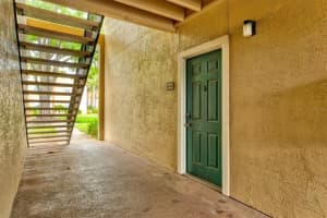 4013 Crockers Lake Blvd, Sarasota, FL 34238, Sold 06/10/22