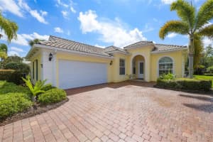 5726 Benevento Dr, Sarasota, FL 34238, Sold 05/12/22