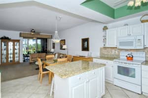 4215 Breezeway Blvd, Sarasota, FL 34238, Sold 06/01/22