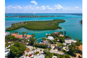211 TREMONT LANE, SARASOTA, FL 34236 Sold 03/31/23