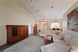 4067 Green Tree Ave, Sarasota, FL 34233, Sold 06/03/22