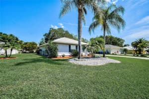 1482 Quail Lake Dr, Venice, FL 34293, Sold 05/31/22