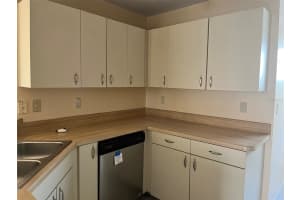 7828 ONTARIO STREET CIR, SARASOTA, FL 34243 Sold 08/23/22