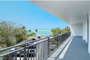 4822 Ocean Blvd, Siesta Key, FL 34242, Sold 06/06/22