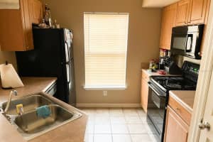 5561 Rosehill Rd, Sarasota, FL 34233, Sold 06/17/22