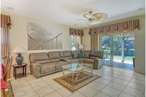 4240 Cascade Falls Dr, Sarasota, FL 34243, Sold 05/19/22