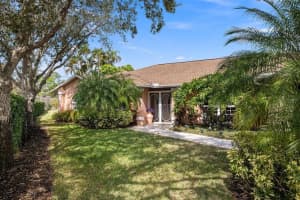 672 Eastpointe Ct, Sarasota, FL 34232, Sold 05/06/22