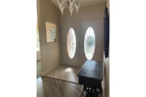 672 Eastpointe Ct, Sarasota, FL 34232, Sold 05/06/22