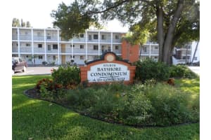 5924 Canal Dr, Bradenton, FL 34207, Sold 06/30/22