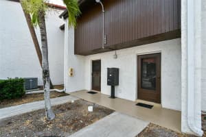 1646 Stickney Point Rd, Sarasota, FL 34231, Sold 05/12/22