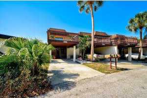 3252 Ramblewood Dr N, Sarasota, FL 34237, Sold 05/16/22