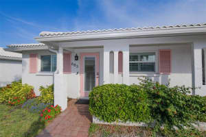 683 El Centro, Longboat Key, FL 34228, Sold 05/10/22