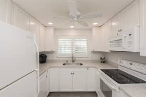 683 El Centro, Longboat Key, FL 34228, Sold 05/10/22