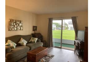 102 46th Ave Terrace W, Bradenton, FL 34207, Sold 04/25/22