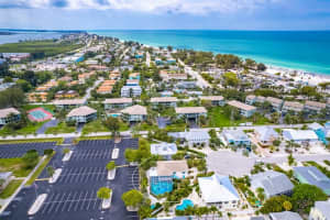 7 PALM HARBOR DR, HOLMES BEACH, FL 34217 Sold 07/09/23