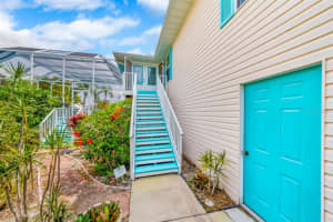 7 PALM HARBOR DR, HOLMES BEACH, FL 34217 Sold 07/09/23