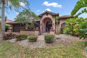 4720 COUNTRY MANOR DR, SARASOTA, FL 34233 Sold 07/21/22