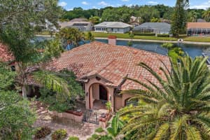 4720 COUNTRY MANOR DR, SARASOTA, FL 34233 Sold 07/21/22