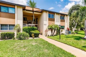 2442 CLUBHOUSE CIR #204, SARASOTA, FL 34232 Sold 08/03/22