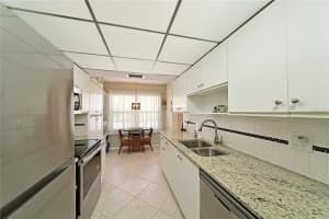 505 30th Ave W, Bradenton, FL 34205, Sold 05/31/22