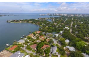 1547 SANDPIPER LN, SARASOTA, FL 34239 Sold 08/08/22