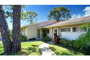 2782 Woodgate Ln, Sarasota, FL 34231, Sold 05/10/22