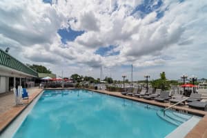 7150 N Tamiami Trail, Sarasota, FL 34243, Sold 05/17/22