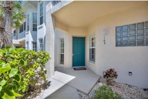 864 Saranac Lake Dr, Venice, FL 34292, Sold 05/27/22