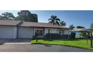 2956 Captiva Gardens Dr, Sarasota, FL 34231, Sold 05/19/22