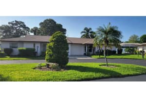 2956 Captiva Gardens Dr, Sarasota, FL 34231, Sold 05/19/22