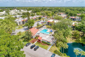 3211 S Beneva Rd, Sarasota, FL 34232, Sold 05/23/22