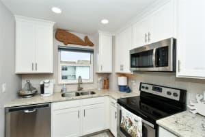 6727 Midnight Pass Rd, Sarasota, FL 34242, Sold 06/28/22