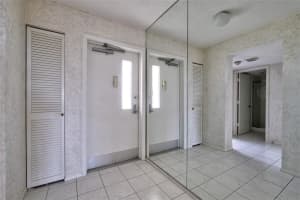 5760 MIDNIGHT PASS RD #404D, SARASOTA, FL 34242 Sold 03/16/23
