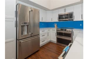 4142 Central Sarasota Pkwy, Sarasota, FL 34238, Sold 06/02/22