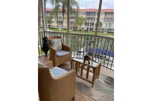 1257 S Portofino Dr, Sarasota, FL 34242, Sold 05/30/22