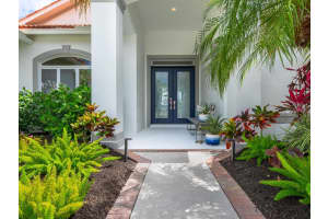 8605 Great Meadow Dr, Sarasota, FL 34238, Sold 05/26/22