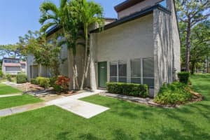 4432 Sandner Dr, Sarasota, FL 34243, Sold 06/13/22