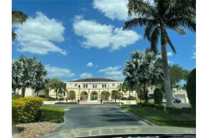 6101 34TH ST W #15G, BRADENTON, FL 34210 Sold 08/22/22