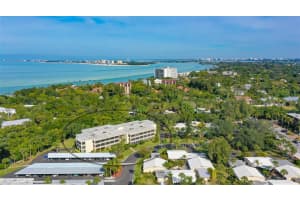 225 Hour Glass Way, Siesta Key, FL 34242, Sold 06/06/22