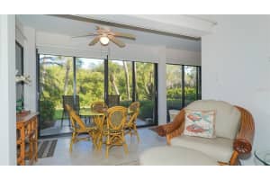 225 Hour Glass Way, Siesta Key, FL 34242, Sold 06/06/22
