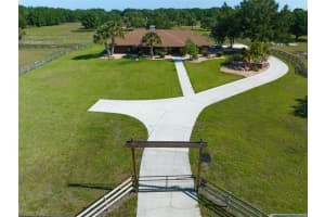 7250 SADDLE CREEK CIR, SARASOTA, FL 34241 Sold 07/11/22