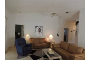 5727 Beaurivage Ave, Sarasota, FL 34243, Sold 06/15/22