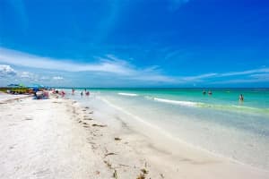 8662 Palmer Park Cir, Sarasota, FL 34238, Sold 05/31/22